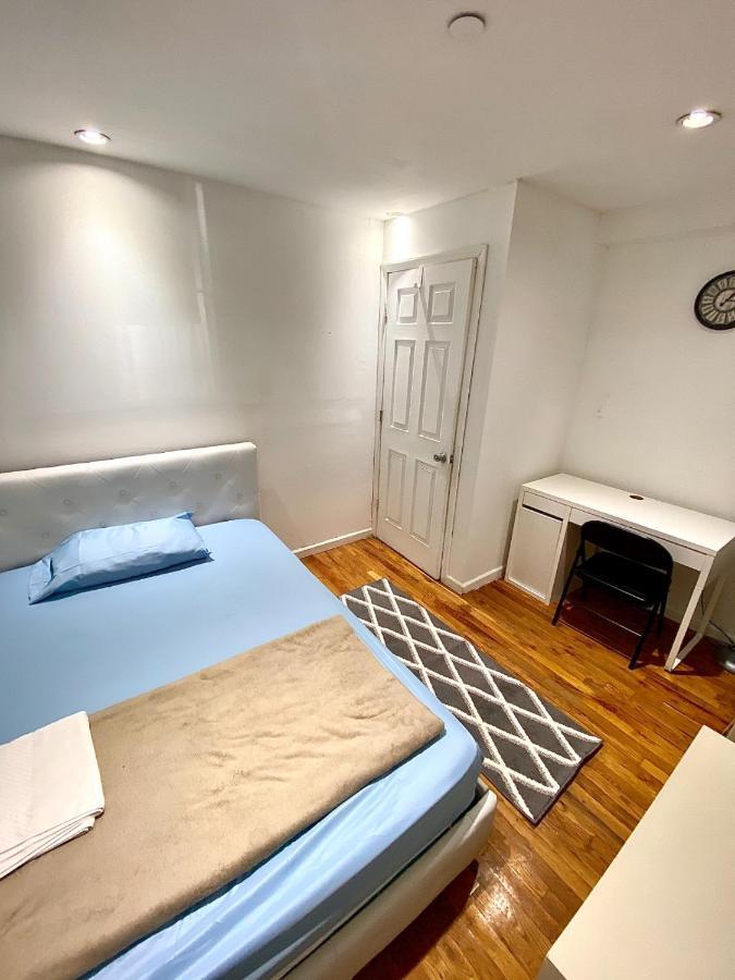 Private Room In Times Square New York Exterior photo
